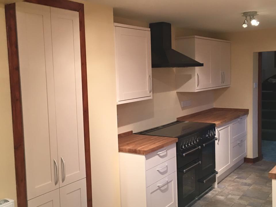kitchen installation with range master stove